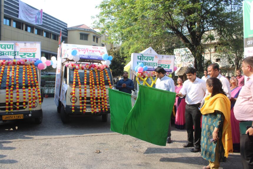 जिला दण्डाधिकारी सह उपायुक्त श्री अनन्य मित्तल ने जनता दरबार में सुनी आमजनों की समस्यायें, 100 से ज्यादा आवेदन प्राप्त हुए, कई का ऑन द स्पॉट समाधान