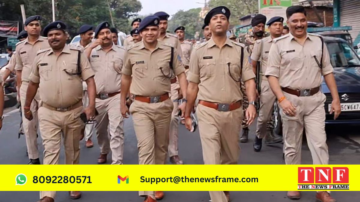 रामनवमी: वरीय पुलिस अधीक्षक ने फ्लैग मार्च कर दिया सुरक्षा का जायजा