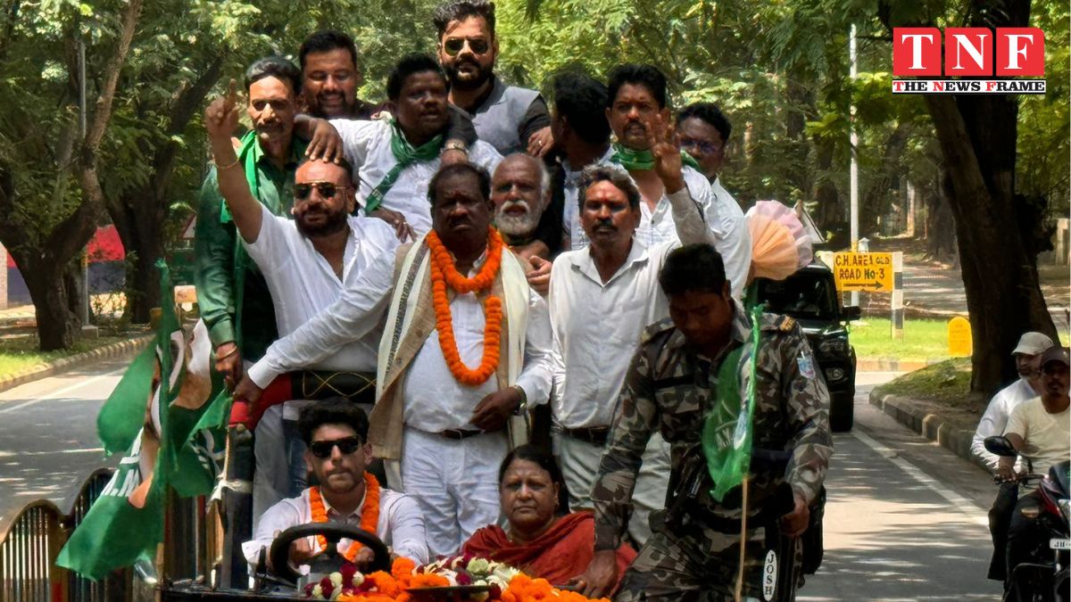 झारखंड मुक्ति मोर्चा के विधायक श्री रामदास सोरेन का मंत्री बनने पर भव्य स्वागत