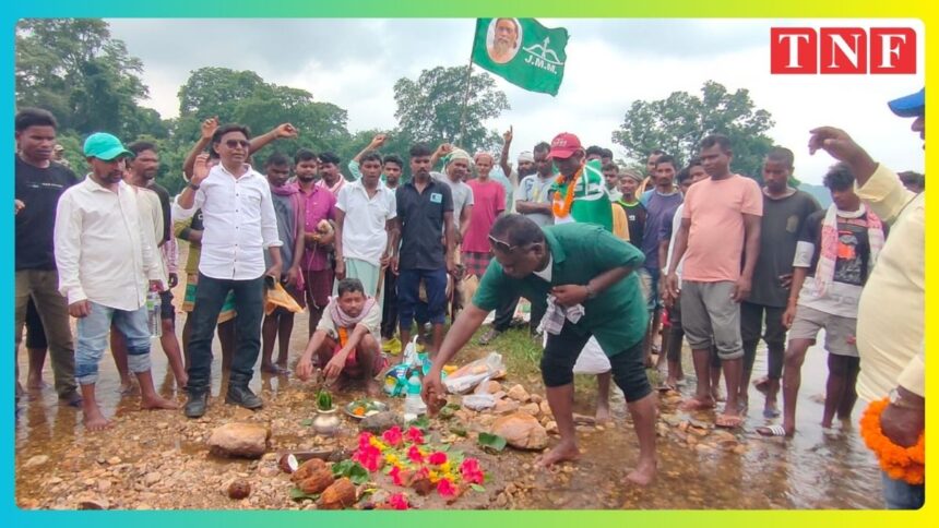 विधायक सुखराम उरांव ने किया 11 करोड़ 23 लाख की तीन योजनाओं का किया शिलान्यास