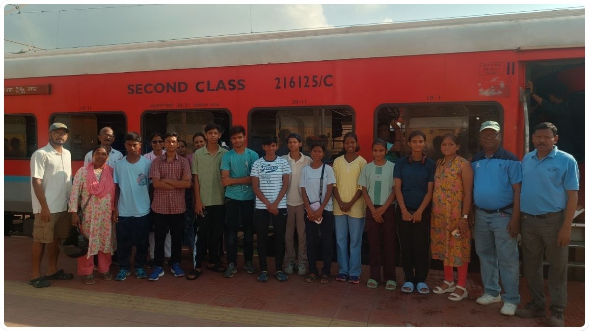 जिले के 16 प्रतिभाशाली खिलाड़ियों का चयन सब-जूनियर एथलेटिक्स चैंपियनशिप में हुआ। 113 THE NEWS FRAME