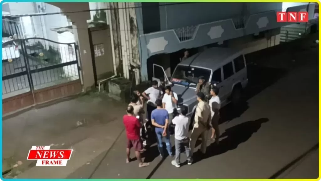 घटना की सूचना मिलते ही उलीडीह थाना प्रभारी दीपक कुमार दल-बल के साथ मौके पर पहुंचे